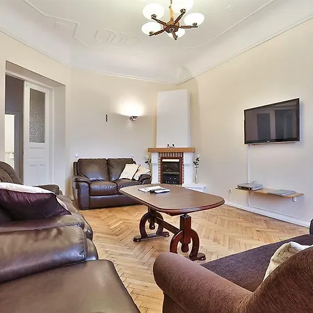 Rigaapartment Gertruda Apartments & Restaurant 3*