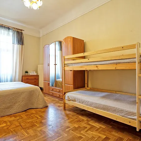Rigaapartment Gertruda Apartments & Restaurant Lejlighedshotel 3*
