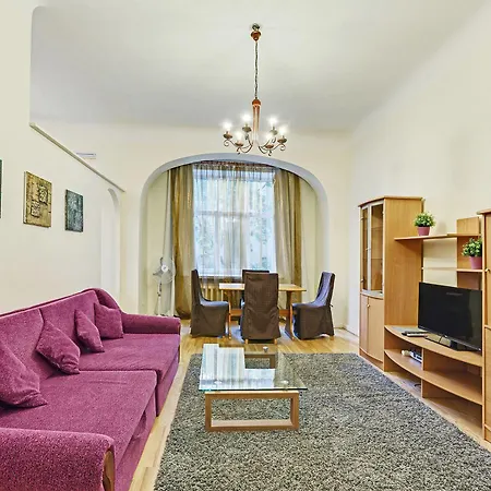 Rigaapartment Gertruda Apartments & Restaurant Lejlighedshotel 3*