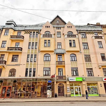 Rigaapartment Gertruda Apartments & Restaurant Lejlighedshotel 3*